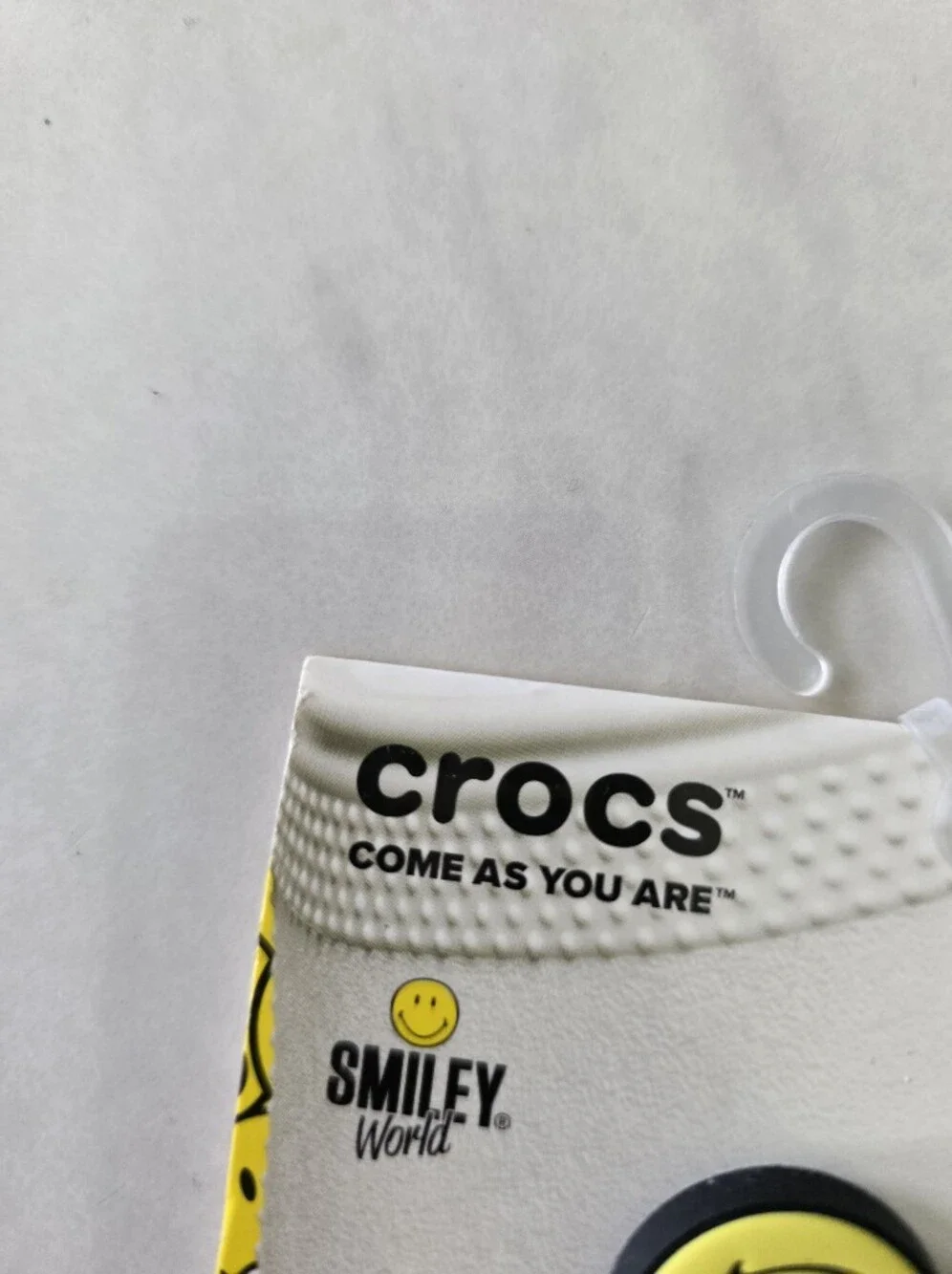CROCS smileyworld jibbitz